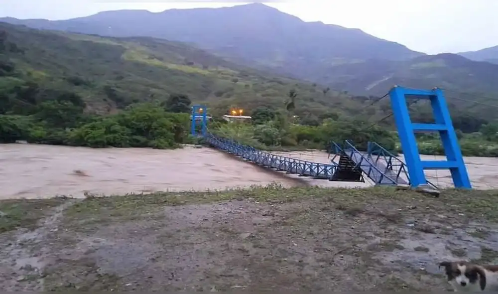 Un puente también quedó afectado por lluvias en Cajamarca. Foto: COER Cajamarca
