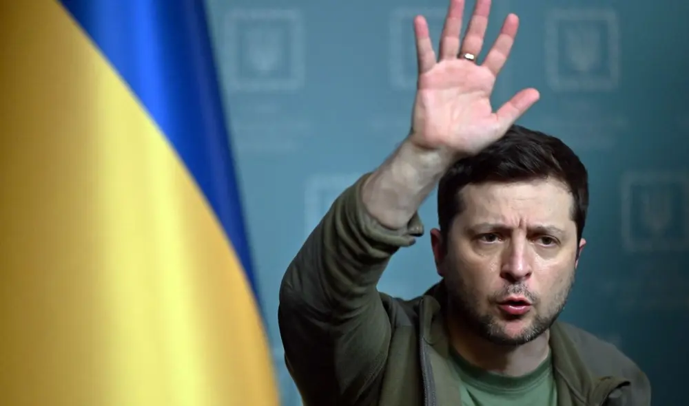 Zelenski, en más de una ocasión, ha solicitado ayuda militar y humanitaria frente a la arremetida rusa, que pretende cercar las ciudades del país de Europa del Este. Foto: AFP Zelenski, en más de una ocasión, ha solicitado ayuda militar y humanitaria frente a la arremetida rusa, que pretende cercar las ciudades del país de Europa del Este. Foto: AFP