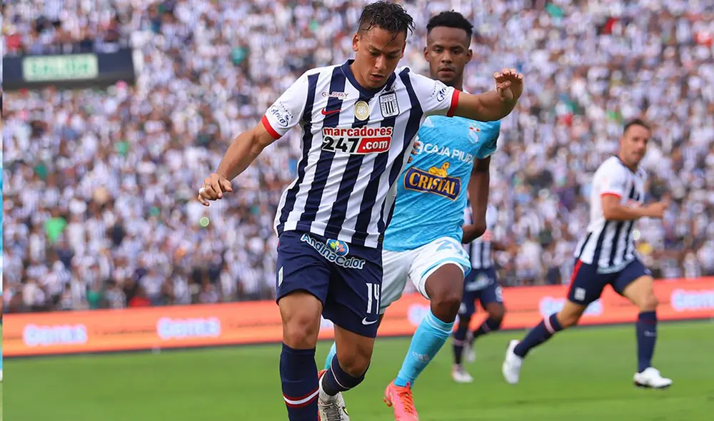 El equipo íntimo mejoró con el ingreso de Cristian Benavente, pero no le alcanzó para empatar. Foto: Alianza Lima El equipo íntimo mejoró con el ingreso de Cristian Benavente, pero no le alcanzó para empatar. Foto: Alianza Lima