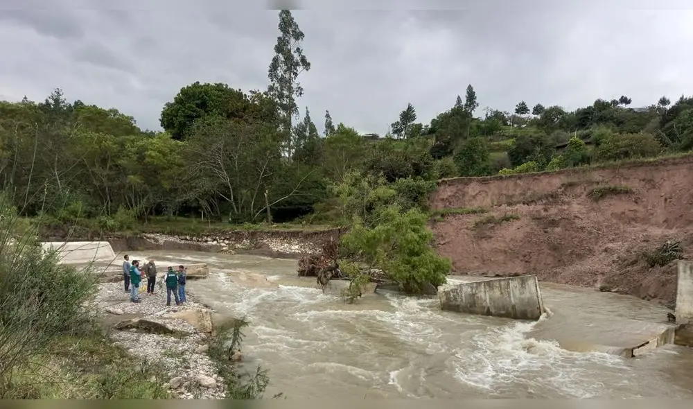 Incremento de caudal de ríos ocasionó la destrucción de canales de regadío. Foto: PSI. Incremento de caudal de ríos ocasionó la destrucción de canales de regadío. Foto: PSI.