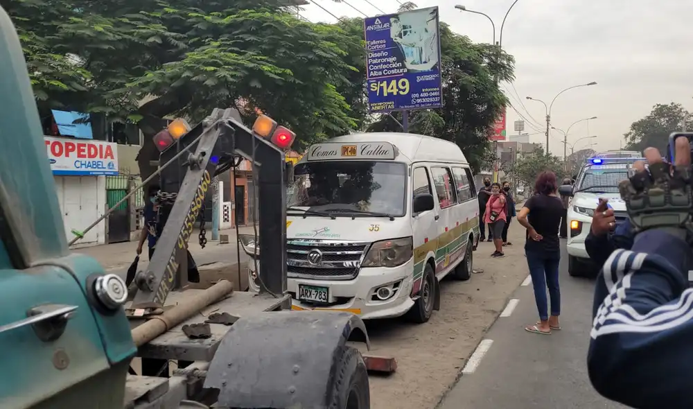 La combi fue incautada para las investigaciones correspondientes. Foto: Jessica Merino / URPI-LR La combi fue incautada para las investigaciones correspondientes. Foto: Jessica Merino / URPI-LR