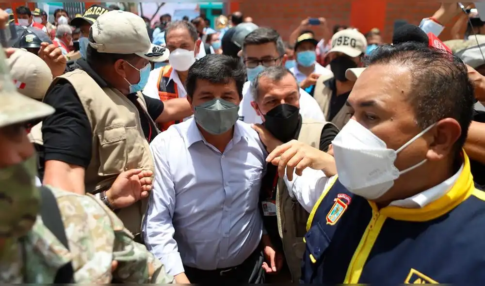 Alcalde Marcos Gasco asegura que con la ejecución se hará frente a los problemas ocasionados por las precipitaciones. Foto: Clinton Medina Alcalde Marcos Gasco asegura que con la ejecución se hará frente a los problemas ocasionados por las precipitaciones. Foto: Clinton Medina