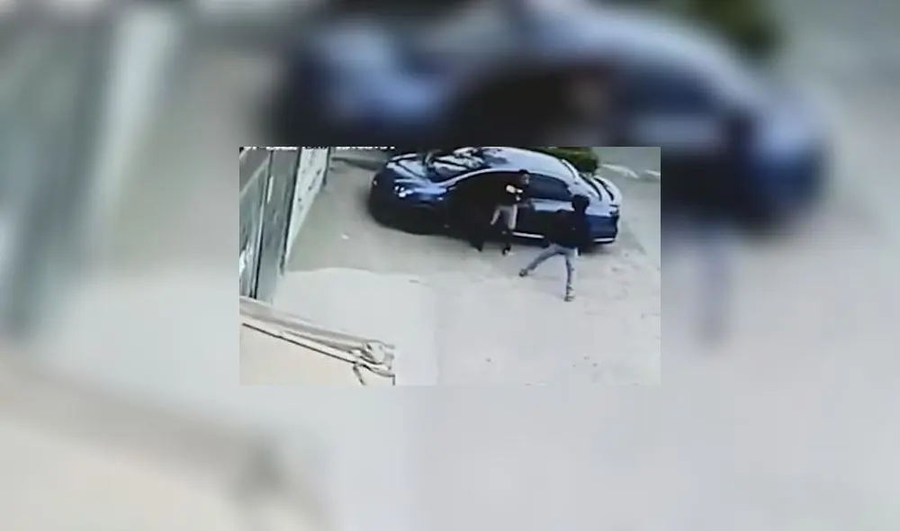 El hecho ocurrió en el cruce de las avenida Los Alisos y Universitaria. Foto: captura Panamericana Noticias El hecho ocurrió en el cruce de las avenida Los Alisos y Universitaria. Foto: captura Panamericana Noticias