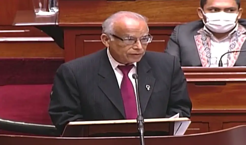 El primer ministro durante la solicitud del voto de confianza ante el Congreso de la República. Foto: difusión El primer ministro durante la solicitud del voto de confianza ante el Congreso de la República. Foto: difusión