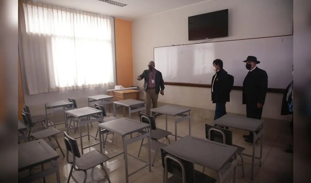 Director de la Ugel Norte realizó supervisión. Foto: Rodrigo Talavera/La República