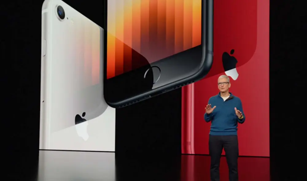 El CEO de Apple, Tim Cook, fue el encargado de presentar el iPhone SE del 2022. Foto: captura de YouTube