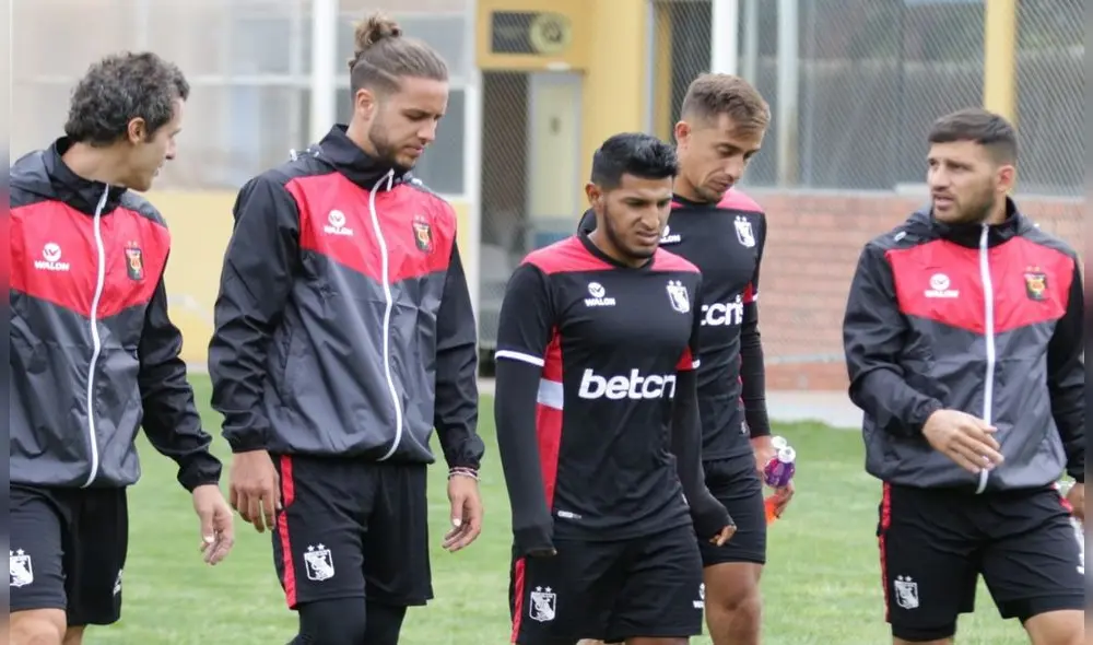 Jugadores y comando técnico realizaron sus entrenamientos. Foto: FBC Melgar Jugadores y comando técnico realizaron sus entrenamientos. Foto: FBC Melgar