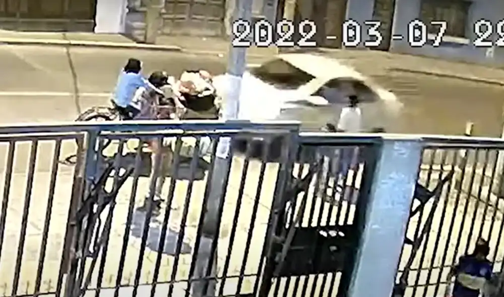 El sujeto fue identificado como George Campomanes Arias quien fue llevado a la comisaría del sector para las investigaciones correspondientes. Foto: captura de Panamericana TV