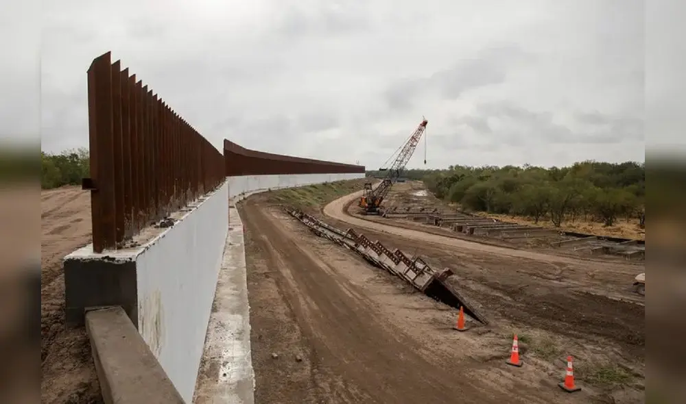 Los defensores de los inmigrantes locales y los ambientalistas dicen que el proyecto es un muro fronterizo. Foto: The Texas Tribune