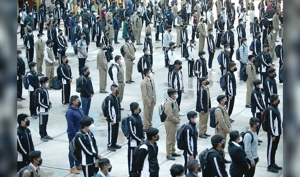 Inicio del año. Estudiantes de la "I" volvieron a sus aulas. Foto: Rodrigo Talavera/ La República Inicio del año. Estudiantes de la "I" volvieron a sus aulas. Foto: Rodrigo Talavera/ La República