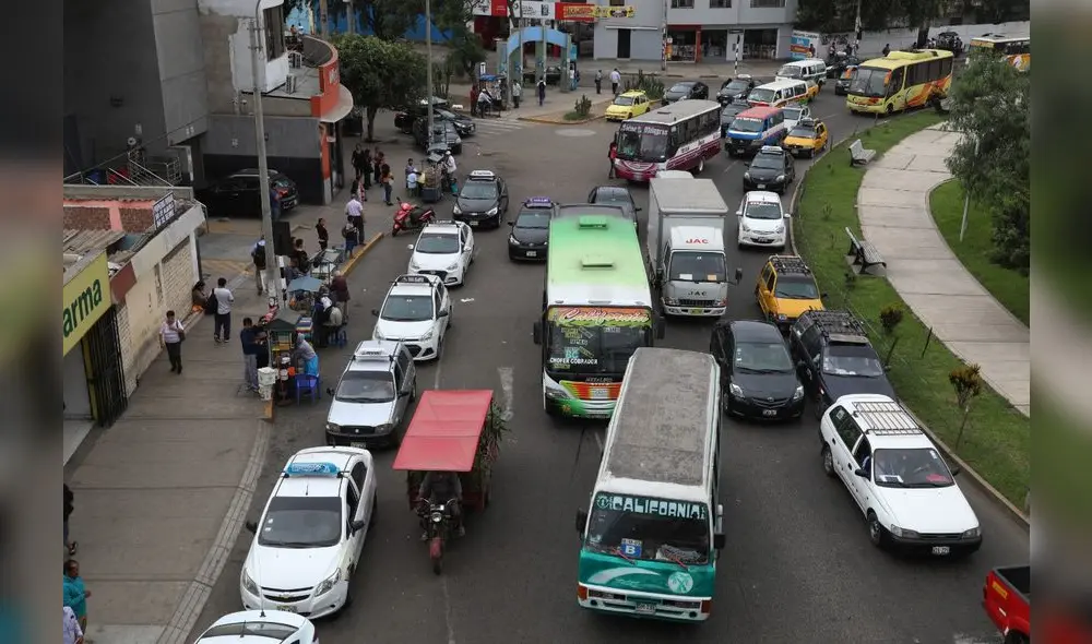 Corredor Troncal solucionaría caos en el transporte urbano de Trujillo. Foto: La República Corredor Troncal solucionaría caos en el transporte urbano de Trujillo. Foto: La República