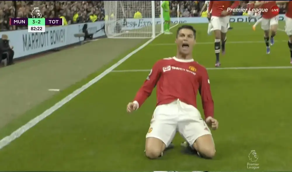 Cristiano Ronaldo anotó su primer hat-trick en la temporada desde que regresó al Manchester United. Foto: captura/ESPN Cristiano Ronaldo anotó su primer hat-trick en la temporada desde que regresó al Manchester United. Foto: captura/ESPN