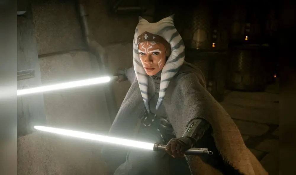 Ahsoka Tano es interpreta en las series live action por Rosario Dawson. Foto: Disney Plus