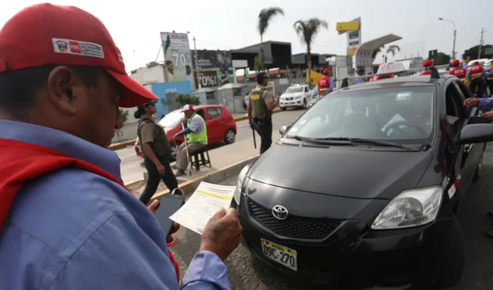 Un auto puede tener orden de captura por acumulación de papeletas sin pagar. Foto: Aldair Jorge Mejia / La República