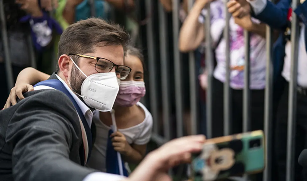 Gabriel Boric inicia su gobierno con popularidad por encima del 50% en Chile. Foto: AFP Gabriel Boric inicia su gobierno con popularidad por encima del 50% en Chile. Foto: AFP