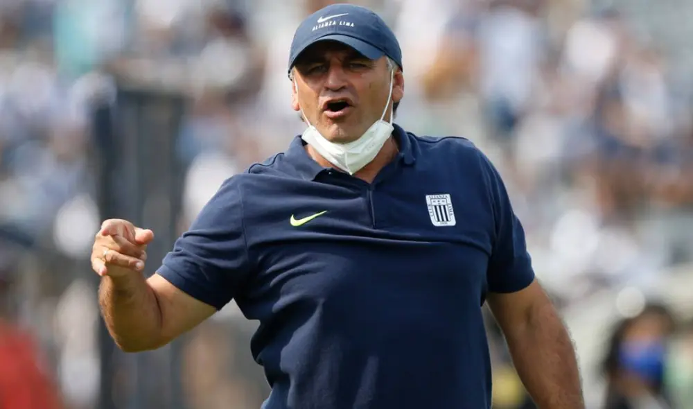 Carlos Bustos lleva una victoria, dos empates y tres derrotas en el 2022 con Alianza Lima. Foto: Luis Jiménez Carlos Bustos lleva una victoria, dos empates y tres derrotas en el 2022 con Alianza Lima. Foto: Luis Jiménez