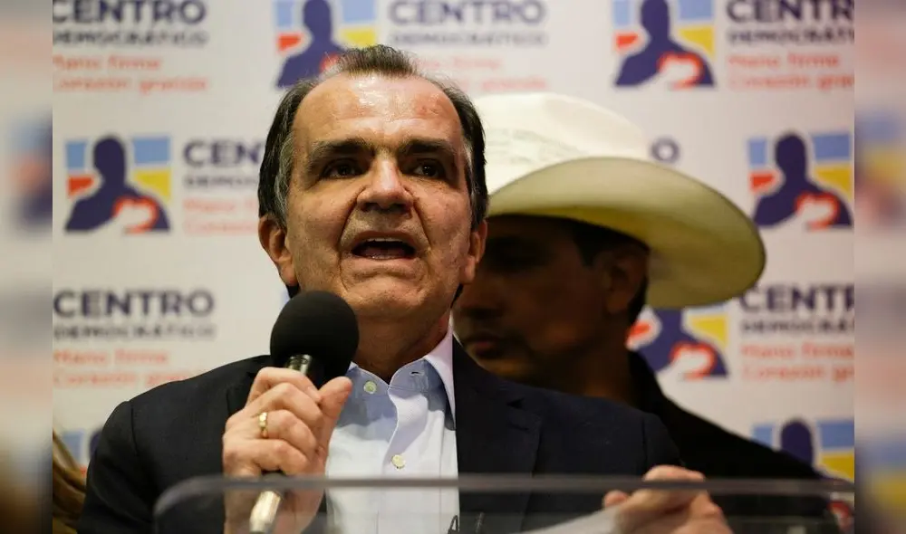 El candidato presidencial del Centro Democrático, Óscar Iván Zuluaga, anunció su retiro de las elecciones presidenciales en Colombia. Foto: AFP