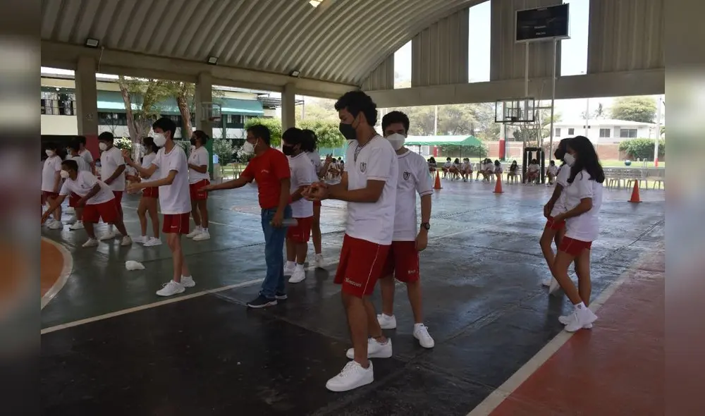 Inicio el retorno a clases de colegios públicos en la región. Foto: DREP Inicio el retorno a clases de colegios públicos en la región. Foto: DREP