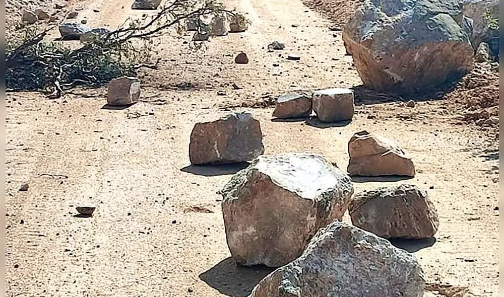 Hay bloqueos en caminos. Foto: La República Hay bloqueos en caminos. Foto: La República