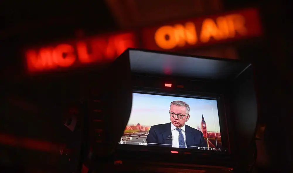 A comienzos de marzo Roskomnadzor anunció restricciones a la difusión del servicio ruso de la BBC. Foto: AFP A comienzos de marzo Roskomnadzor anunció restricciones a la difusión del servicio ruso de la BBC. Foto: AFP