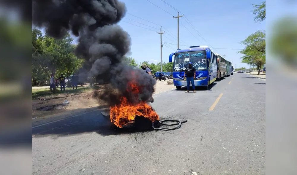 Transportistas piden intervención de las autoridades regionales y locales. Foto: La Voz de Piura Transportistas piden intervención de las autoridades regionales y locales. Foto: La Voz de Piura