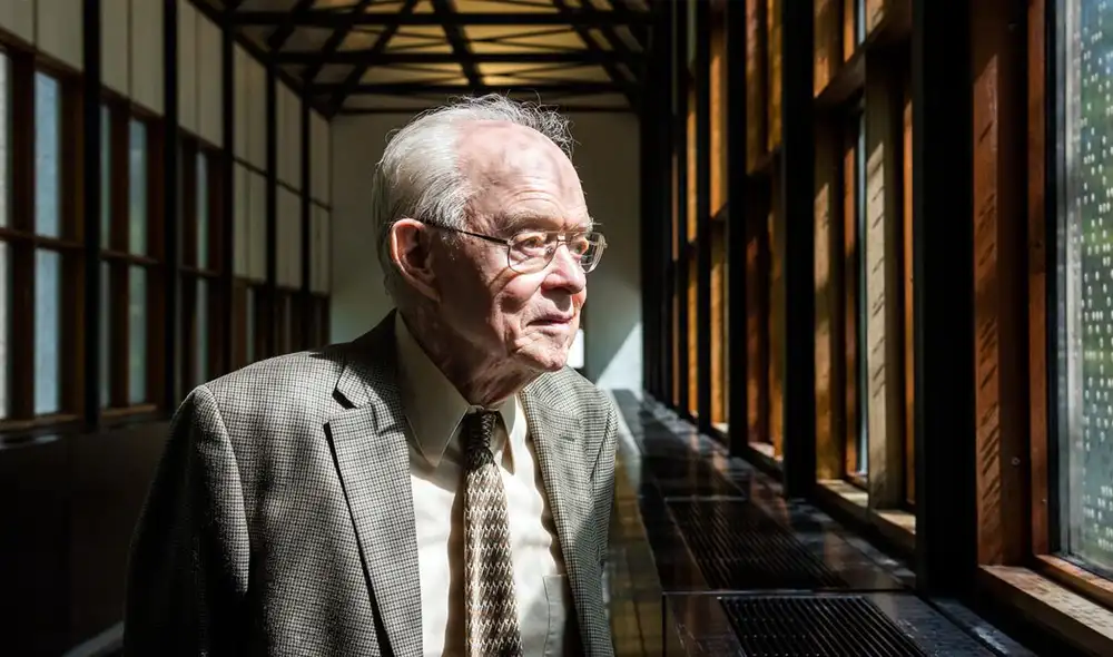 Eugene Parker dedicó la mayor parte de su vida a investigar la física solar. Foto: Universidad de Chicago