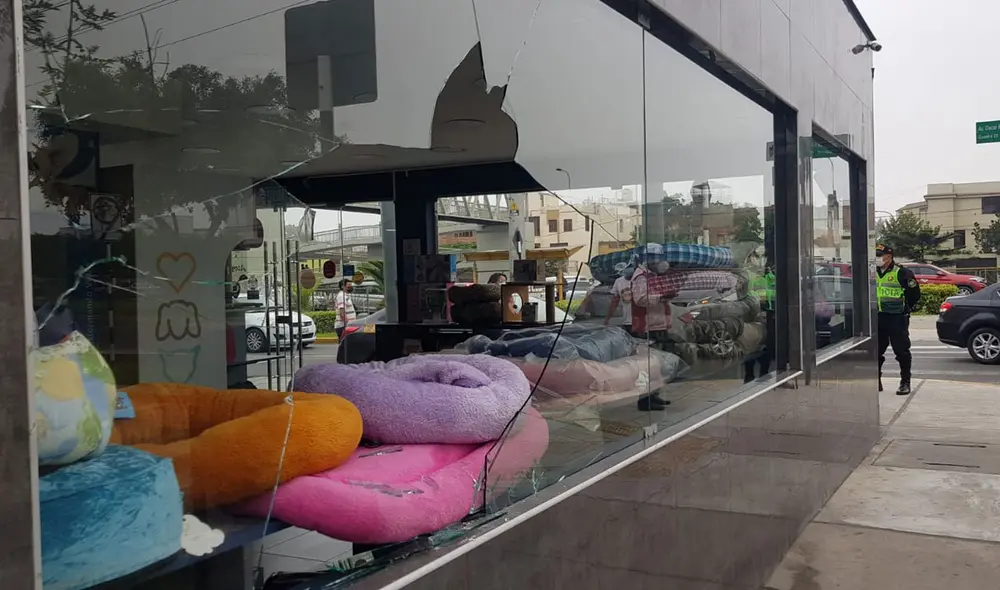 Trabajadores fueron encañonados por el delincuente. Foto: URPI-LR Trabajadores fueron encañonados por el delincuente. Foto: URPI-LR