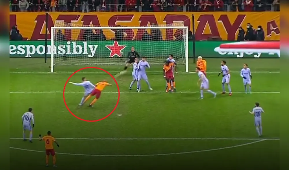 La escuadra turca se adelanta en el marcador sobre los blaugranas. Foto: captura de ESPN La escuadra turca se adelanta en el marcador sobre los blaugranas. Foto: captura de ESPN