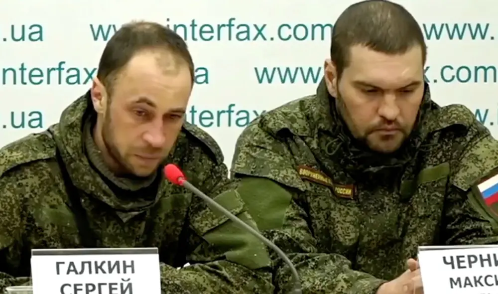 Militares rusos piden perdón en televisión nacional de Ucrania. Foto: New York Post Militares rusos piden perdón en televisión nacional de Ucrania. Foto: New York Post