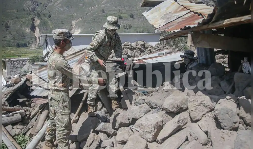 Familias deben dejar sus casas porque ahora son inhabitables. Foto: Rodrigo Talavera/La República