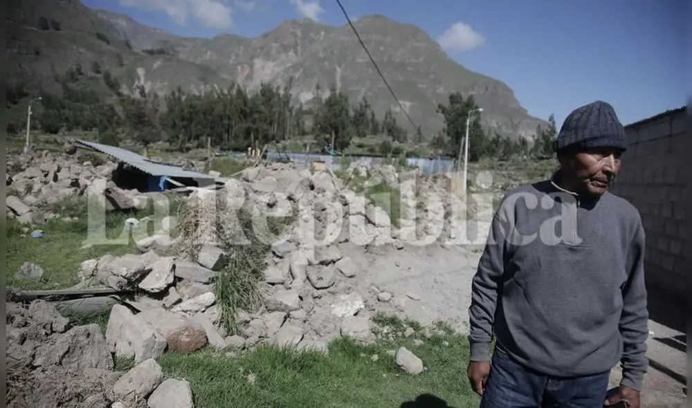 A un día del sismo, las réplicas generan zozobra en población de Caylloma. Foto: Rodrigo Talavera/La República A un día del sismo, las réplicas generan zozobra en población de Caylloma. Foto: Rodrigo Talavera/La República