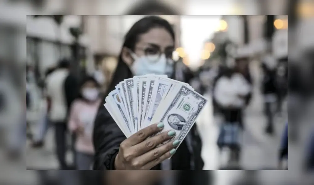 Precio de la compra y venta del dólar en Perú hoy, 18 de marzo. Foto: La República/Jhon Reyes Precio de la compra y venta del dólar en Perú hoy, 18 de marzo. Foto: La República/Jhon Reyes