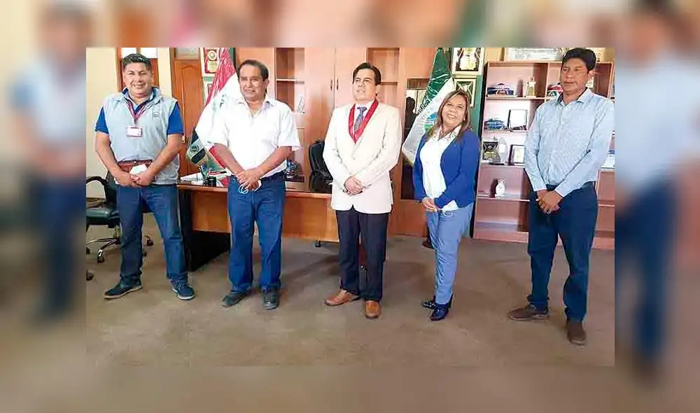 Reuniones. Presidente de Corte de Arequipa explicó proyectos a autoridades. Foto: La República