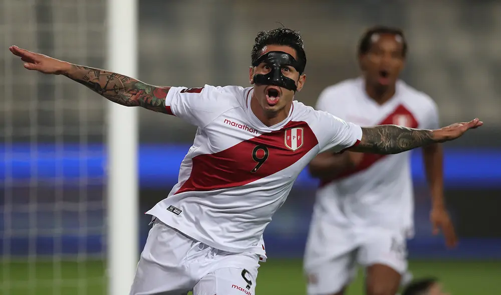 Lapadula ocupó el lugar de Paolo Guerrero en la Bicolor debido a su lesión a la rodilla. Foto: AFP