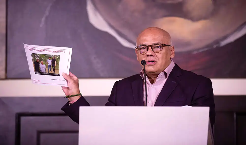 Jorge Rodríguez insistió este viernes en que Juan Guaidó es "narcotraficante". Foto: EFE