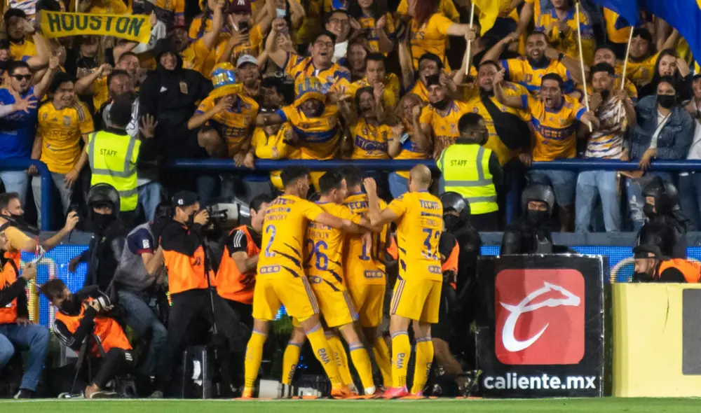 Tigres volvió a vencer a Monterrey en un clásico regio. Foto: EFE Tigres volvió a vencer a Monterrey en un clásico regio. Foto: EFE