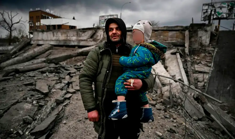 Las autoridades ucranianas acusaron a Moscú de bombardear un hospital infantil hace más de una semana, lo que provocó 3 muertos, 2 de ellos menores. Foto: AFP Las autoridades ucranianas acusaron a Moscú de bombardear un hospital infantil hace más de una semana, lo que provocó 3 muertos, 2 de ellos menores. Foto: AFP