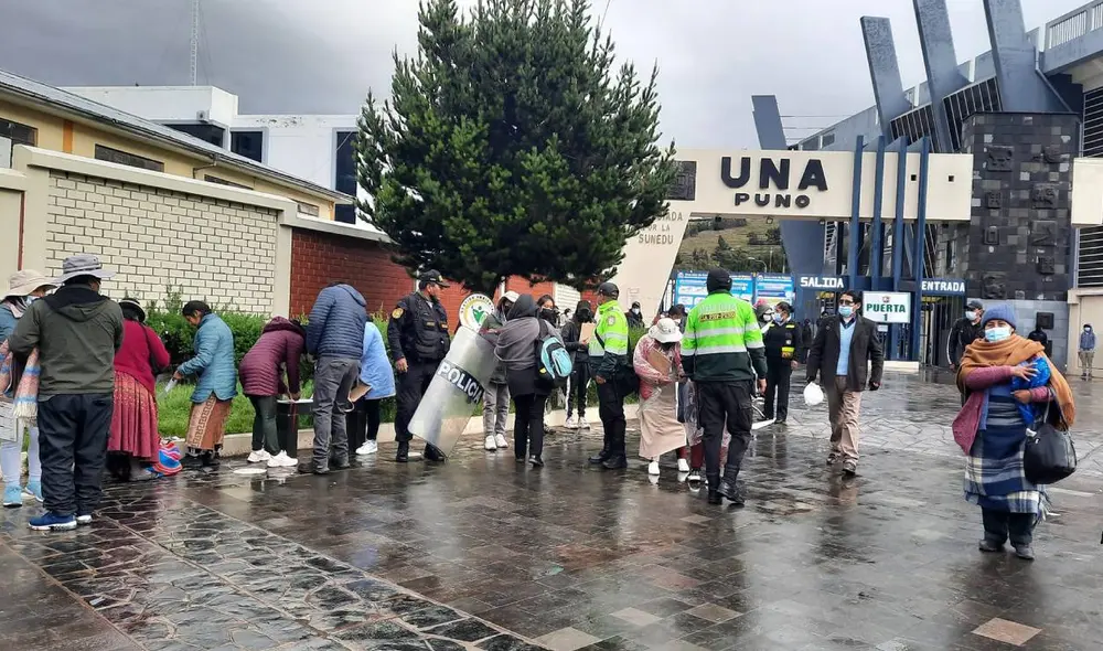 Universidad Nacional del Altiplano tomó examen para áreas de Ingenierías y Biomédicas el último sábado. Foto: Cortesía Pachamama radio Universidad Nacional del Altiplano tomó examen para áreas de Ingenierías y Biomédicas el último sábado. Foto: Cortesía Pachamama radio