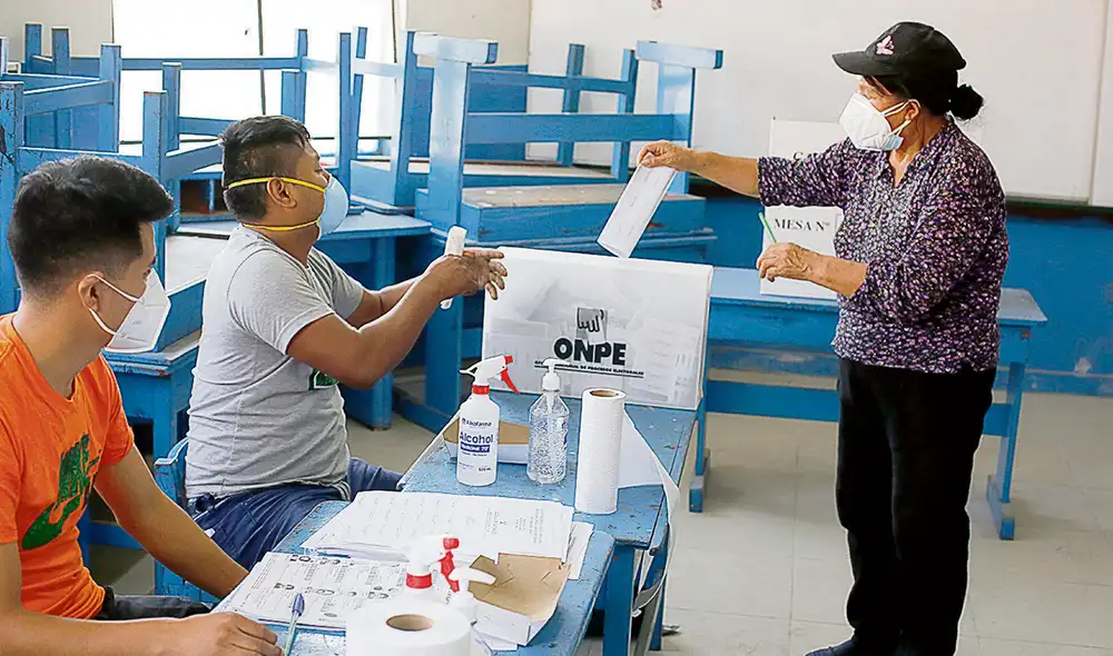 Reglas de juego. Según ley, solo los afiliados pueden postular a alcaldes o gobernadores. Foto: Marco Cotrina/La República Reglas de juego. Según ley, solo los afiliados pueden postular a alcaldes o gobernadores. Foto: Marco Cotrina/La República
