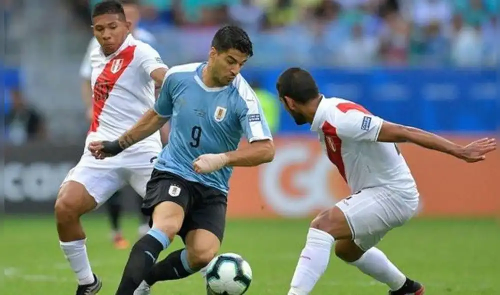 El delantero del Atlético de Madrid le anotó a Perú por última vez en el 2013. Foto: Selección uruguaya.