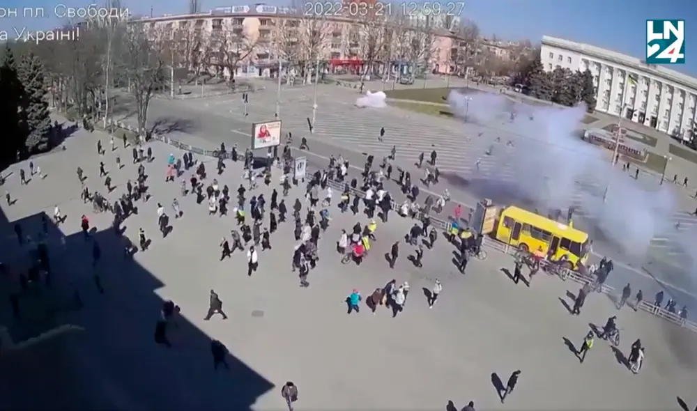 Jersón, anexionada por Rusia en 2014, fue la primera ciudad importante (con más de 200.000 habitantes) tomada por las fuerzas rusas tras su invasión de Ucrania el pasado 24 de febrero. Foto: captura de Twitter / LN24