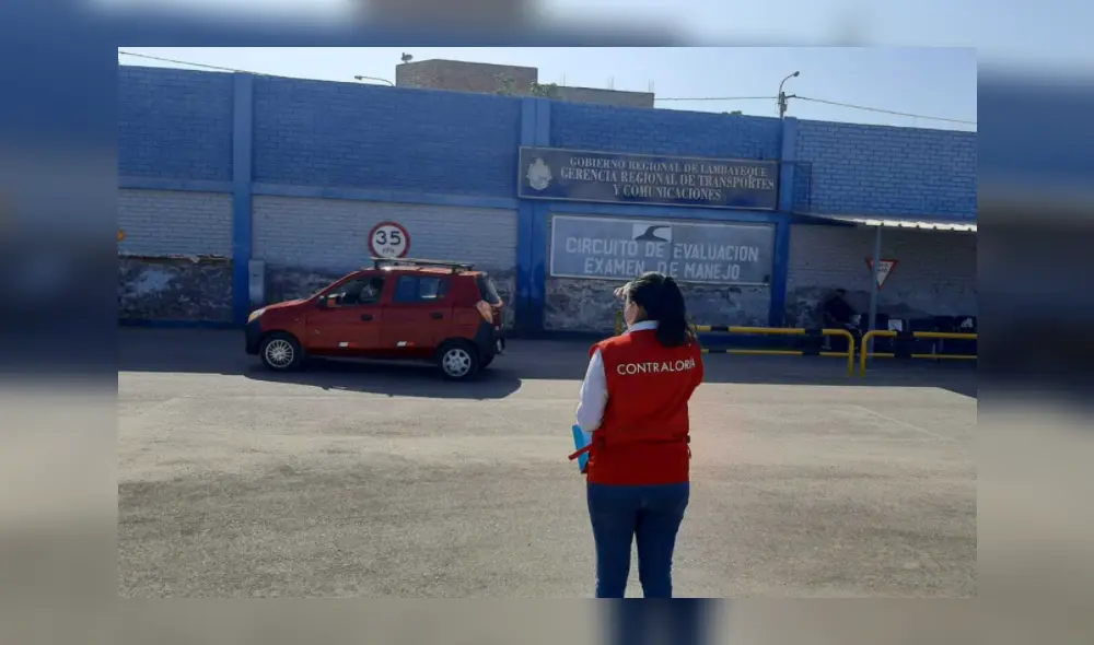 El personal de la Contraloría realizó supervisiones en la Gerencia Regional de Transportes. Foto: Contraloría