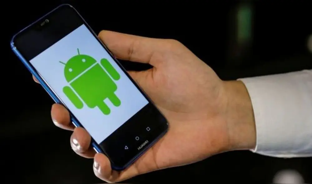 Si tu teléfono Android está lento, muestra ventanas emergentes o se congela, puede haber sido hackeado. Foto: AndroidPhoria