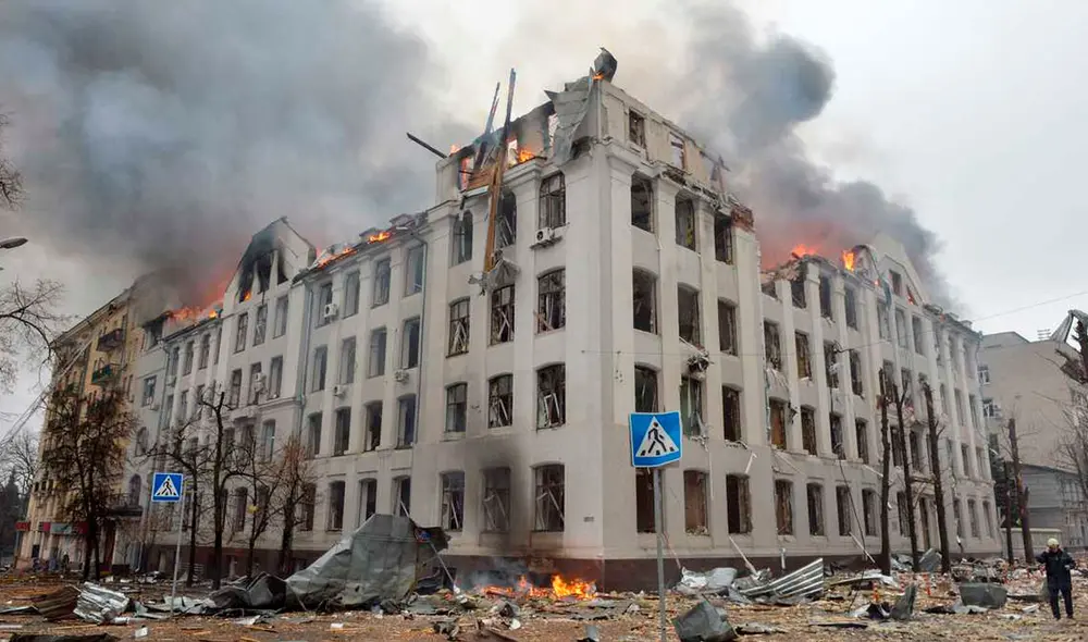 Funcionarios ucranianos confirmaron el miércoles 2 de marzo la captura, por parte del ejército ruso, de Jersón, una ciudad portuaria de 300.000 habitantes. Foto: AFP Funcionarios ucranianos confirmaron el miércoles 2 de marzo la captura, por parte del ejército ruso, de Jersón, una ciudad portuaria de 300.000 habitantes. Foto: AFP