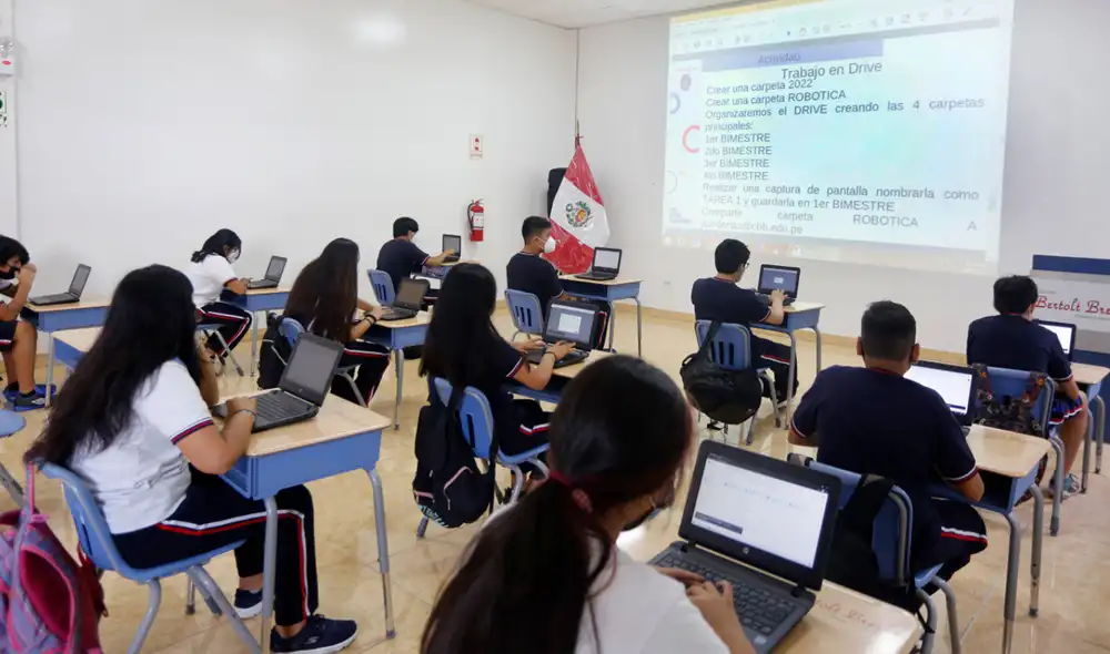 El seguro de vida tiene como finalidad proteger a los alumnos contra riesgos que podrían afectar su integridad física y/o su educación. Foto: Carlos Contreras/La República