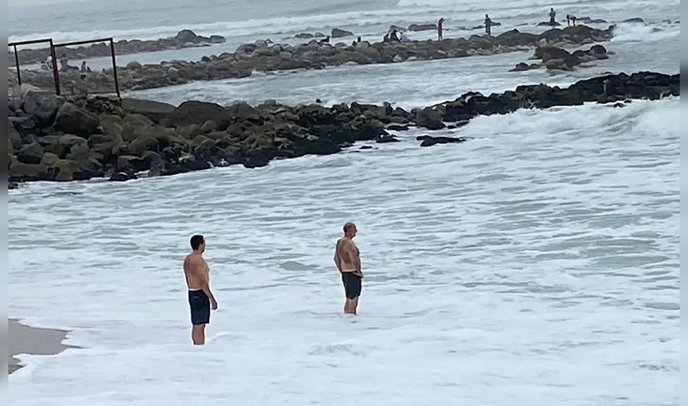 Miembros del Sodalicio reunidos en casa de playa el mismo día del allanamiento a Salinas. Foto: cortesía