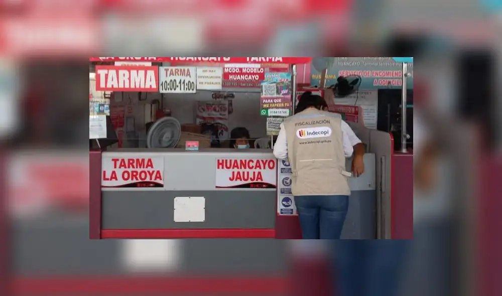 Ante un desvío de rutas o bloqueo de carreteras, las empresas de transporte Yerbateros y de todos los terminales del país deben informar a los consumidores sobre la opción de reembolso o reprogramación del servicio. Foto: Indecopi Ante un desvío de rutas o bloqueo de carreteras, las empresas de transporte Yerbateros y de todos los terminales del país deben informar a los consumidores sobre la opción de reembolso o reprogramación del servicio. Foto: Indecopi