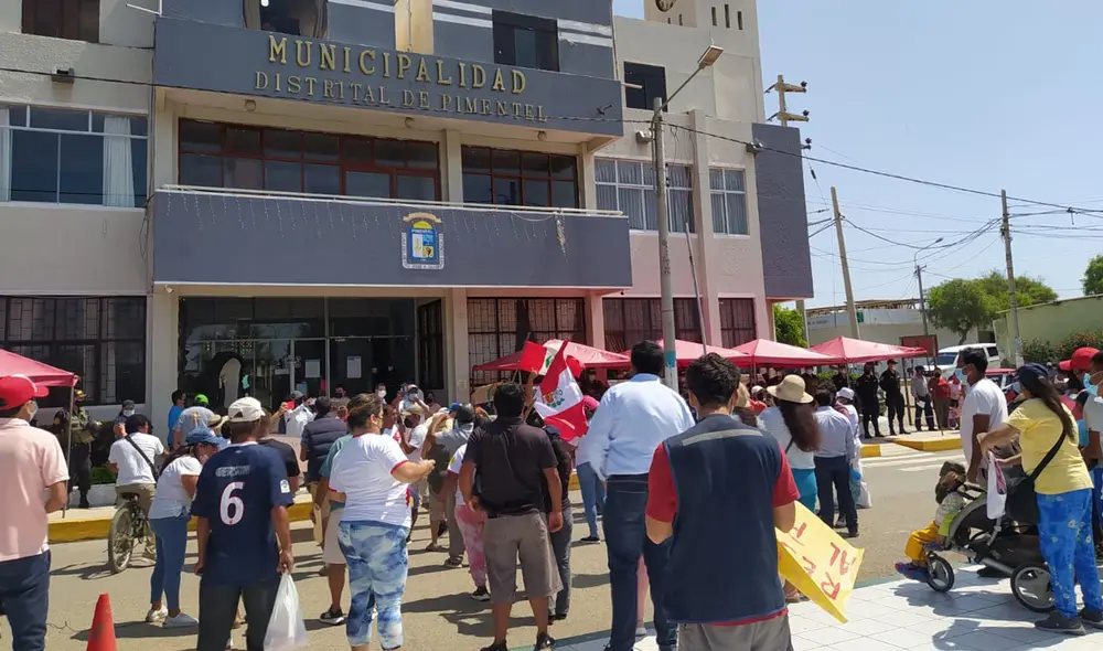 También exigen la salida de autoridades que, según indican, no cumplirían con el perfil. Foto: URPI-GLR