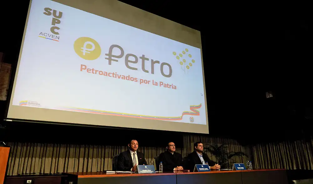 El petro es la gran apuesta del Gobierno venezolano desde hace unos años, en medio de la crisis económica que padece. Foto: AFP El petro es la gran apuesta del Gobierno venezolano desde hace unos años, en medio de la crisis económica que padece. Foto: AFP
