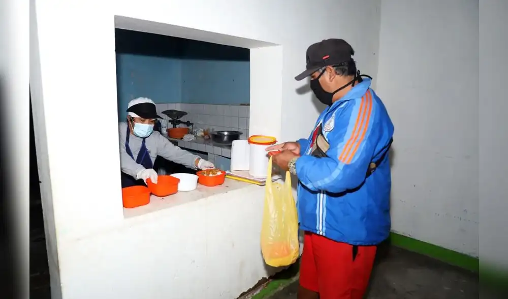 Comedores y clubes de Vaso de Leche atienden a 10.000 personas en situación vulnerable. Foto: cortesía Comedores y clubes de Vaso de Leche atienden a 10.000 personas en situación vulnerable. Foto: cortesía